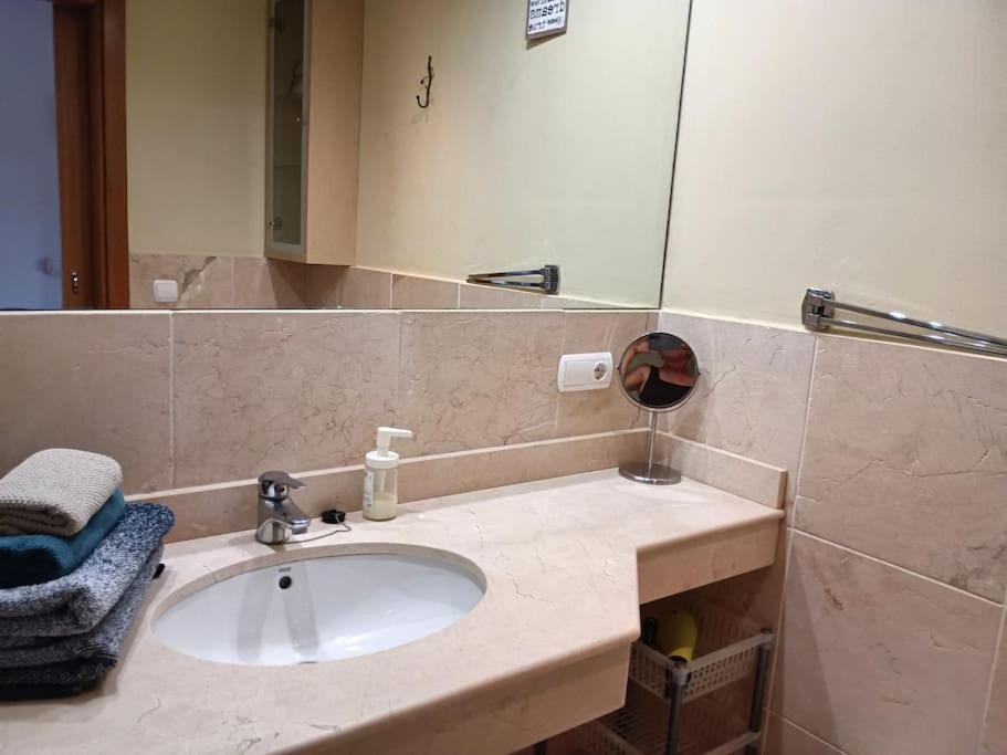 אל מדאנו Apartamento Con Vistas מראה חיצוני תמונה