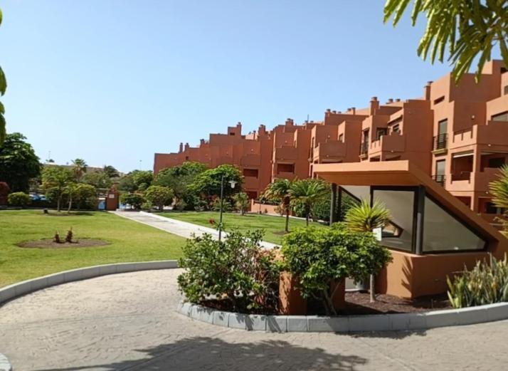 אל מדאנו Apartamento Con Vistas מראה חיצוני תמונה